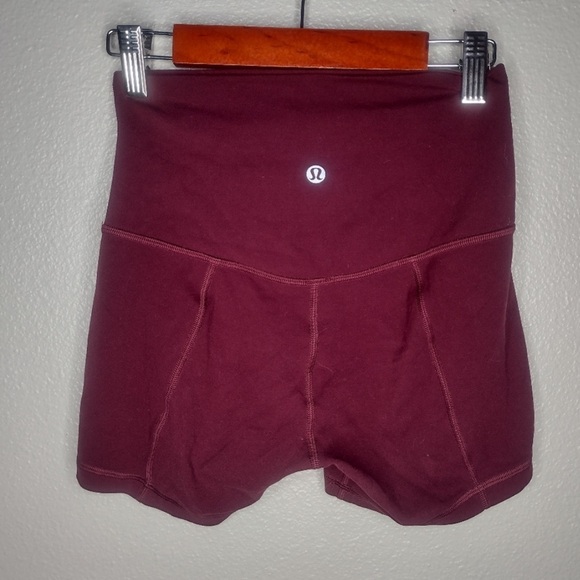 Lululemon Align Shorts 🍋 - Picture 2 of 5